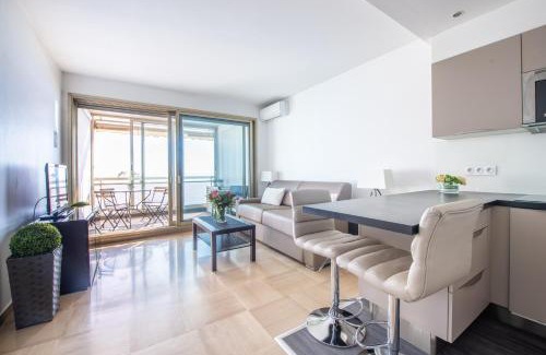 Fabron Apartment | SEA FRONT - panoramic sea view studio with terrace