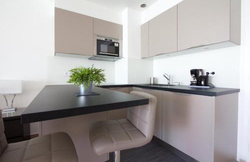 Fabron Apartment | SEA FRONT - panoramic sea view studio with terrace