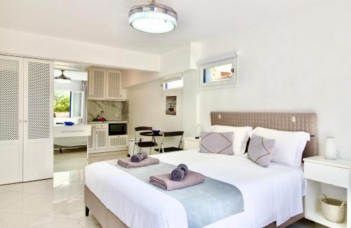 Matsoukata Apartment | Sea Front Studio in Fisardo