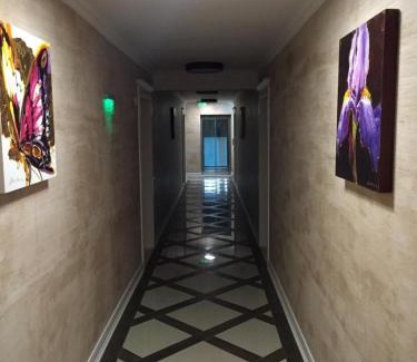 Chernomorets Apartment | Sea Garden Delux