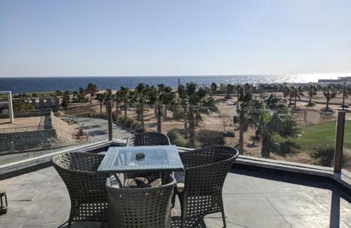 Soma Bay Villa | Sea & Golf Views 2BR Villa with Free Beach & Pool Access