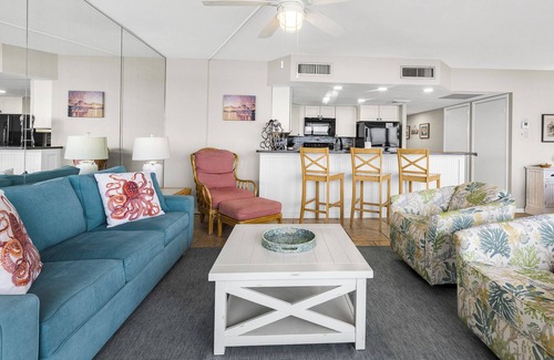 Port Aransas Condo | Sea Gull #503: Beachfront 2 Bedroom 2 Bathroom With Spectacular Views and 24 Hour Management