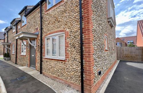 Docking House | Sea Haven Cottage