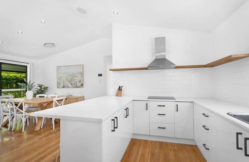 Lemon Tree Passage House | Sea Haven - Furry Friends Welcome!