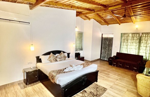 Bhimtal Hotel | Sea Hawk Hill Resort - A Luxury Boutique Resort