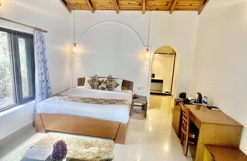 Bhimtal Hotel | Sea Hawk Hill Resort - A Luxury Boutique Resort