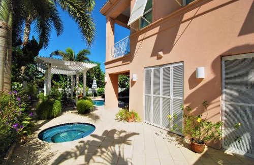 The Shores House | Sea Hawk - Private Beach House With Pool & Hot Tub Home