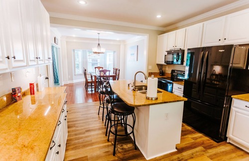 Surfside Beach House | Sea Horse Ranch 6Br/3 Bath on 2 Acres in Murrells Inlet