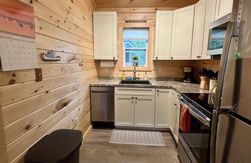 Bar Harbor Cabin | Sea Knot Cottage #3 at Explore Acadia Cottages