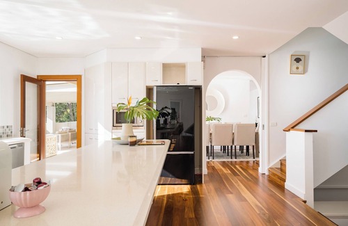 Bayview House | Sea La Vie at Bayview - 'paradise by the sea'