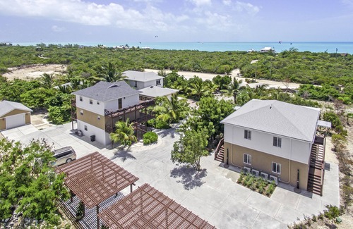 Long Bay Hills Villa | Sea La Vie - Beachside 1 Bedroom Unit #5