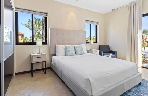 Gold Coast Villa | Sea La Vie by Bocobay | Villa in Luxury Resort