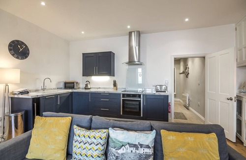 Tenby Apartment | Sea Legs