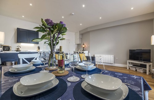 Tenby Apartment | Sea Legs