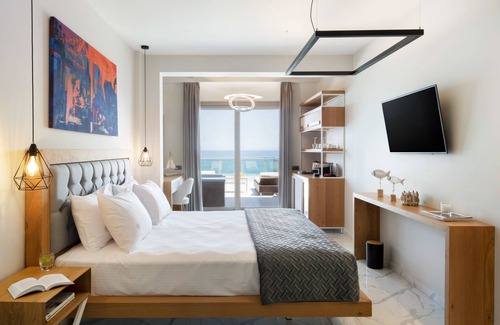 Polichrono Hotel | Sea Level Hotel