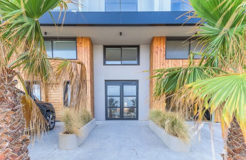 Batroun Apartment | Sea Lofts-Kfar Abida Oceanfront Retreats