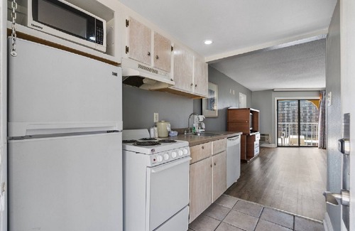 Myrtle Beach Apartment | Sea Mist Oceanfront Resort