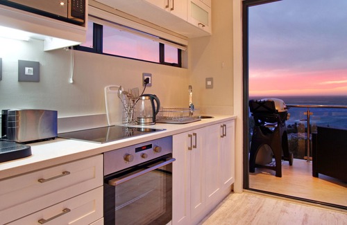 Camps Bay Apartment | Sea Mount
