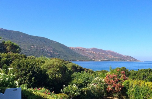 Calcatoggio Villa | SEA, MOUNTAIN, GARDEN VIEW, CHARMING VILLA, contemporary style, 8 pers.