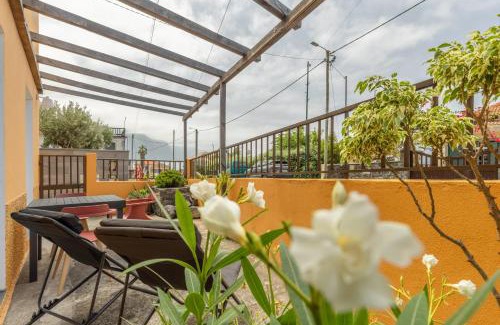 Sao Vicente Apartment | Sea & Mountain View apartment with open-air Patio & Parking