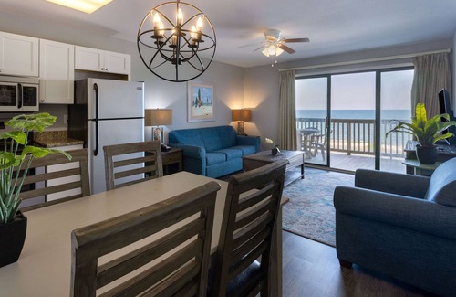 Garden City Apartment | Sea Mystique Murrells Inlet a Ramada by Wyndham