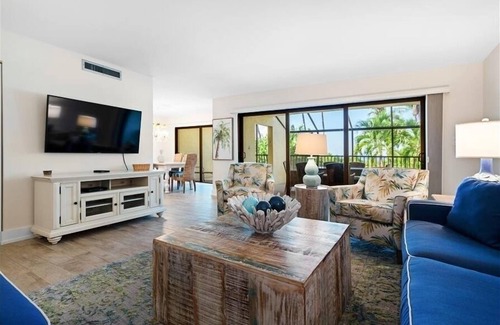 Boca Grande Condo | Sea Oats 136 2 Bedroom Condo by RedAwning