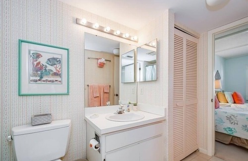 Boca Grande Condo | Sea Oats 236 2 Bedroom Home by RedAwning