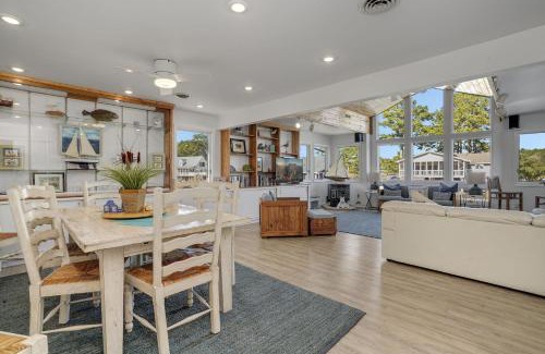 Deep Hole House | Sea Oats - Water front with boat dock!