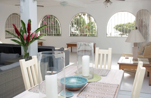 Bayville Apartment | Sea Palm, on the Beach, Middle Apartment
