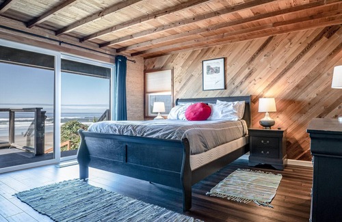 Roads End Condo | Sea Perch