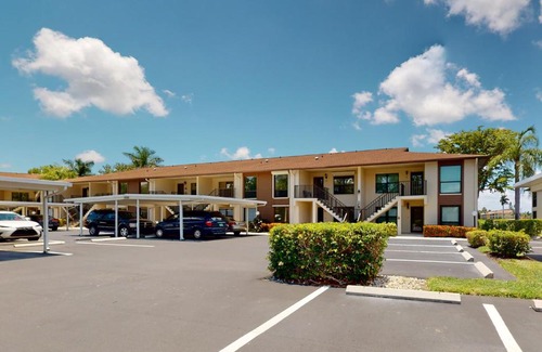 Naples Apartment | Sea-Renity, Unit H-205
