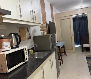 Barangay 76 Apartment | Sea Residences MOA Pasay City - Rose Staycation