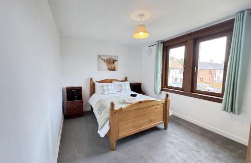 Methil House | Sea Road Retreat - Great for contractors