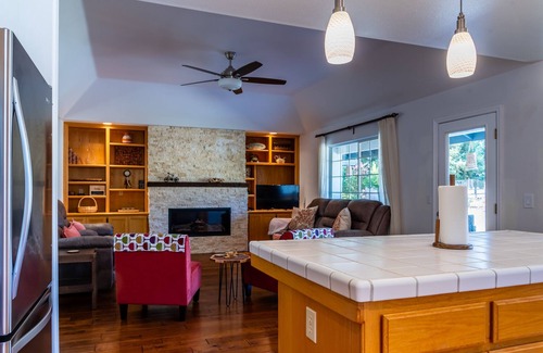 Templeton House | Sea Rock Ranch-Wine Country Living at it's Best! Pet Friendly! New Spa!