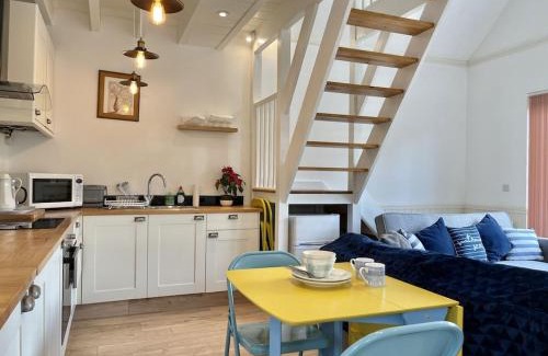 Deal House | Sea Rose Cottage