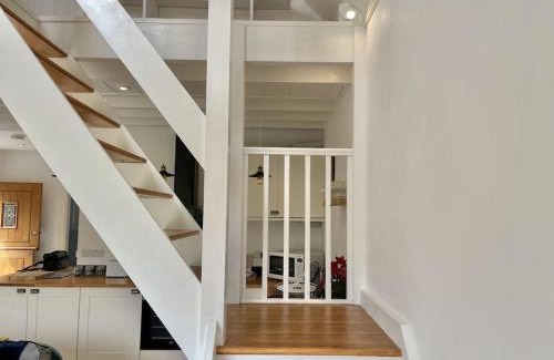 Deal House | Sea Rose Cottage