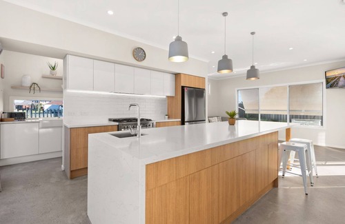 Stockton House | Sea Sand and Serenity at Stockton - Stunning Sophistication