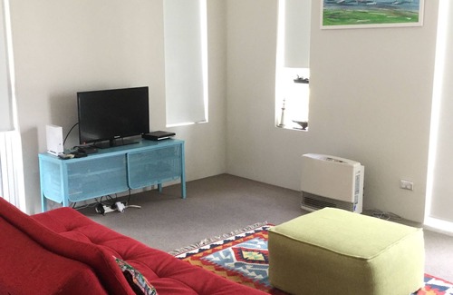 Wollongong Apartment | Sea Shells Wollongong. Discount for bookings over a month