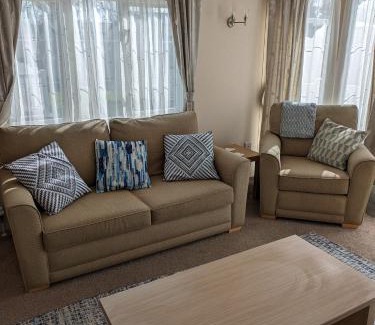 Hamworthy Resort | Sea Shore Chalet - Rockley Park