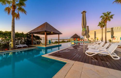 Mandurah House | Sea Side Villa 10.1