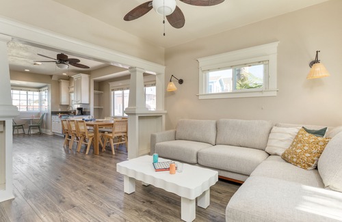 West Newport House | Sea Sight by AvantStay | Walk to Newport Beach