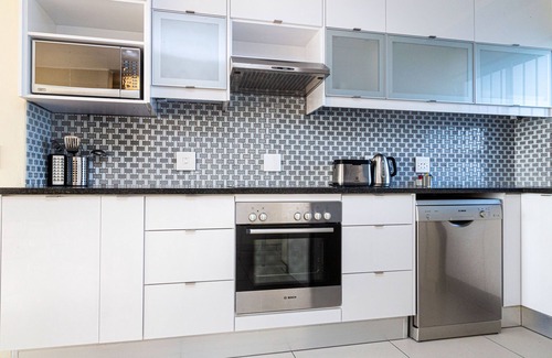 Bloubergstrand Apartment | Sea Spray A308
