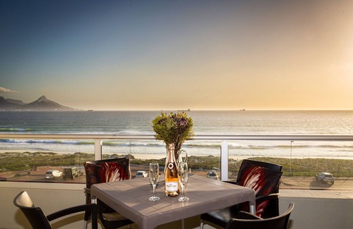 Bloubergstrand Apartment | Sea Spray A308