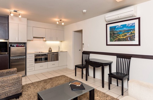 Paihia Apartment | Sea Spray Suites