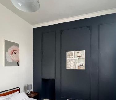 St Leonards-On-Sea Apartment | Sea Spray Victorian Apartment