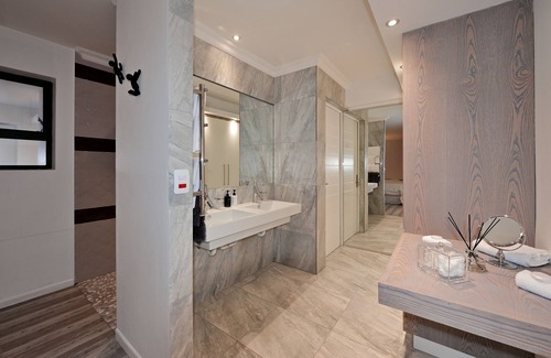 De Kelders House | Sea Star Cliff