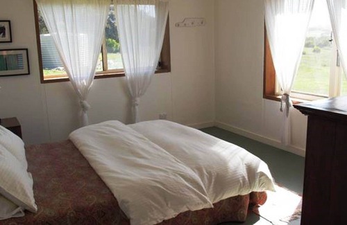 Emu Bay House | Sea Stone Cottage - Peace, Tranquility, Beauty