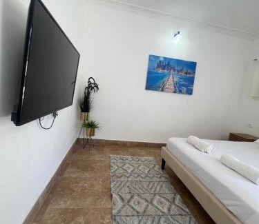 Neve Zohar Apartment | Sea style by Loren village
