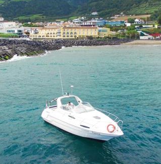 Ponta Delgada Boat Rental | Sea & Tasty - Boat House