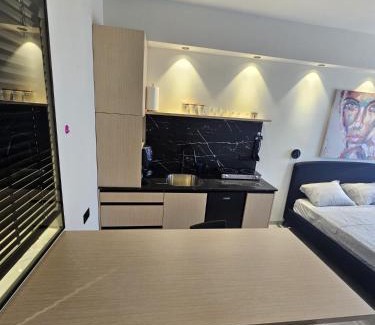 Ashdod Apartment | Sea Vacation , luxury Loft ,amazing seaview Buber 301